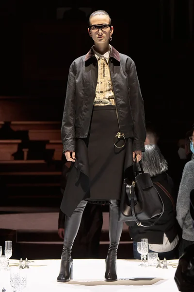 Look 33